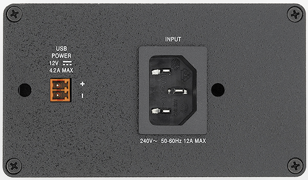 AC+USB 311 non-US power modules are equipped with an IEC power connector