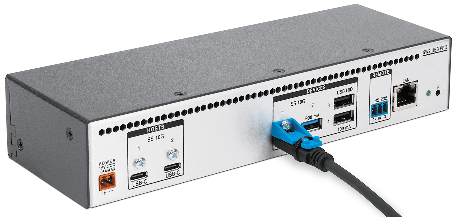 Securing a USB cable to a UCS 601