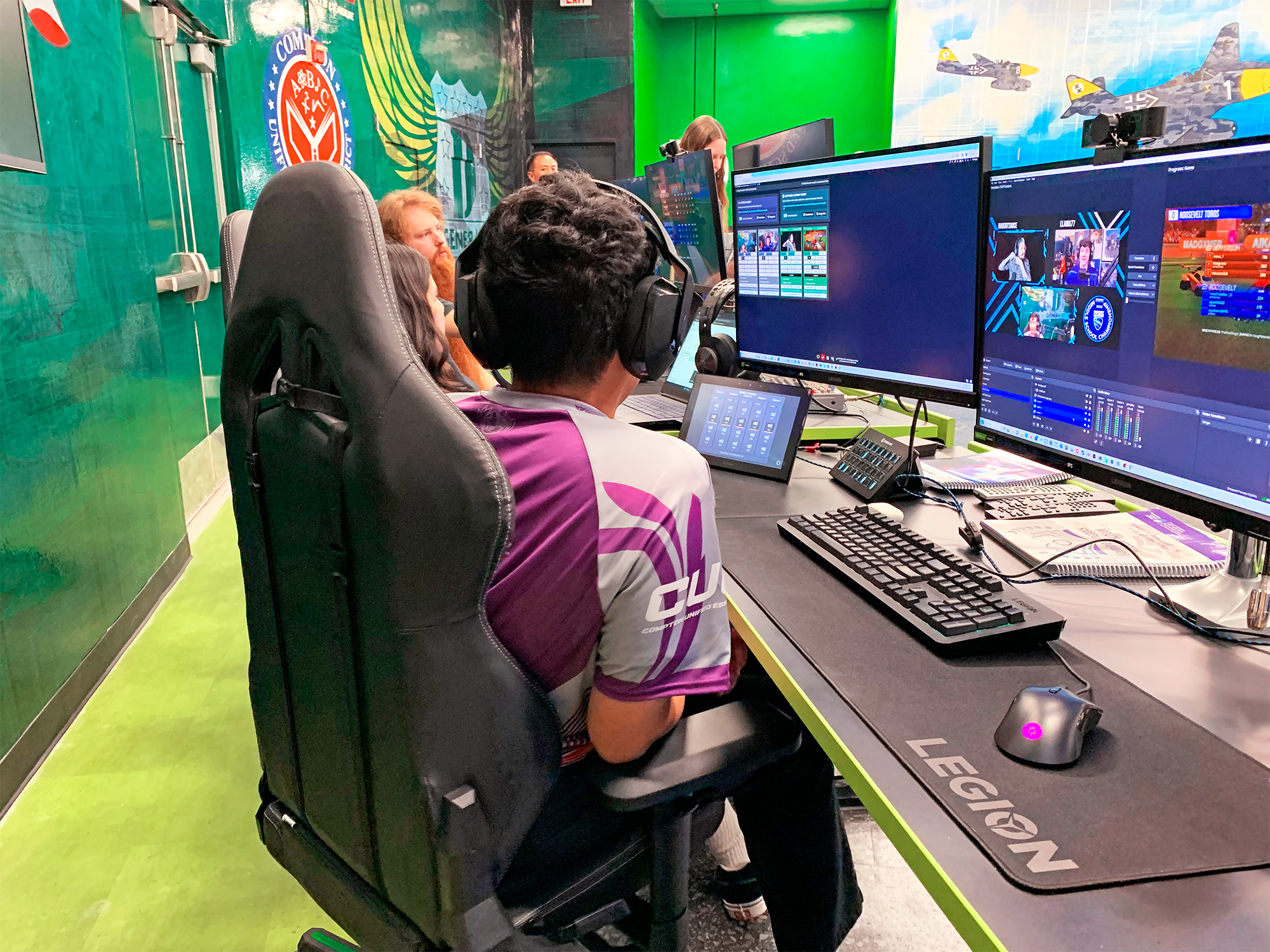 A two-person team at the production workstation is ideal for tournament play.