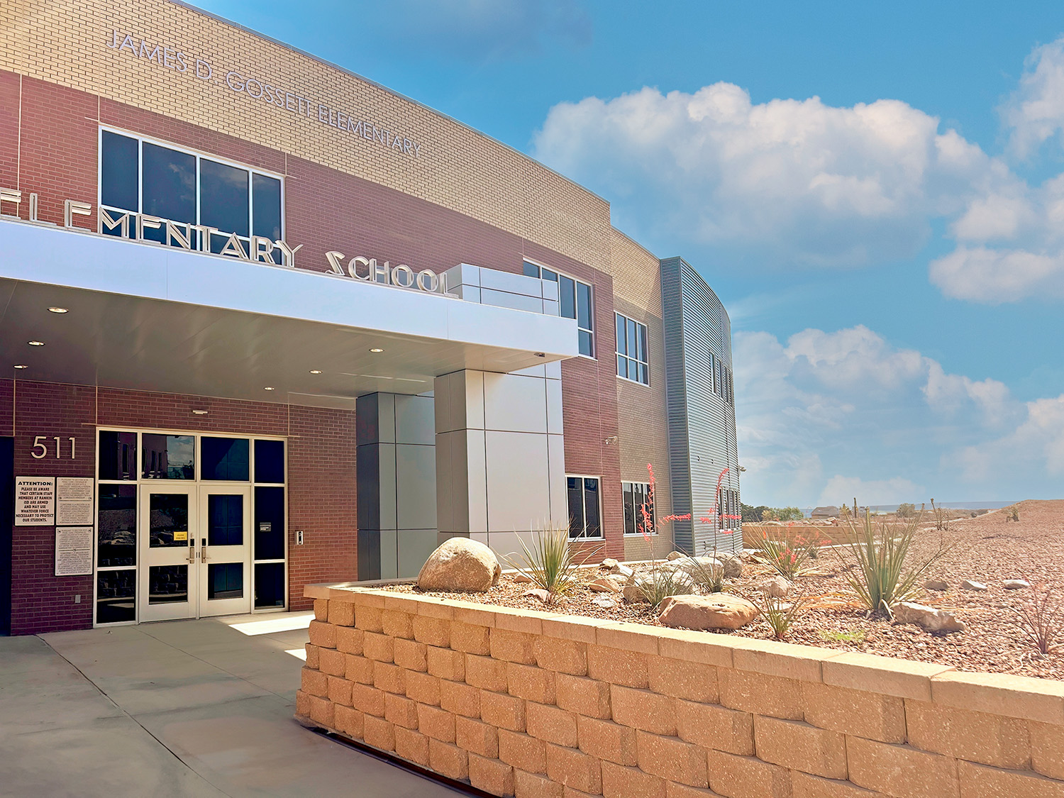 James D. Gossett Elementary School in Rankin, Texas, serves approximately 150 students in grades Pre-K to 5 with a staff of about 30. Fall of 2022 saw students, faculty and staff moving into a brand new, state-of-the-art building equipped with the latest Extron NAV AV over IP audiovisual technology.