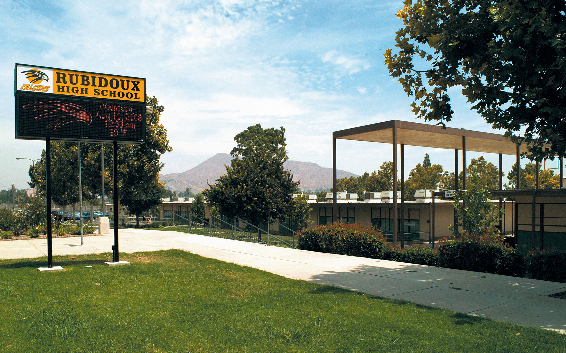 Jurupa School - Building