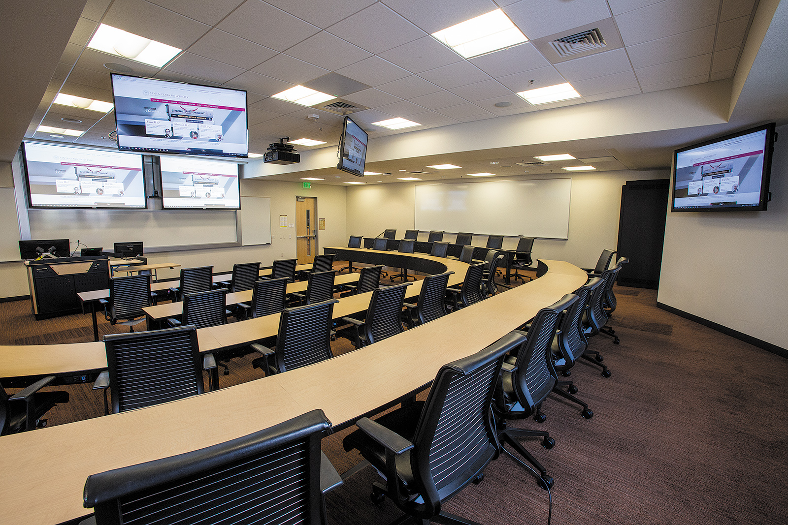 Classroom with five flat panel displays