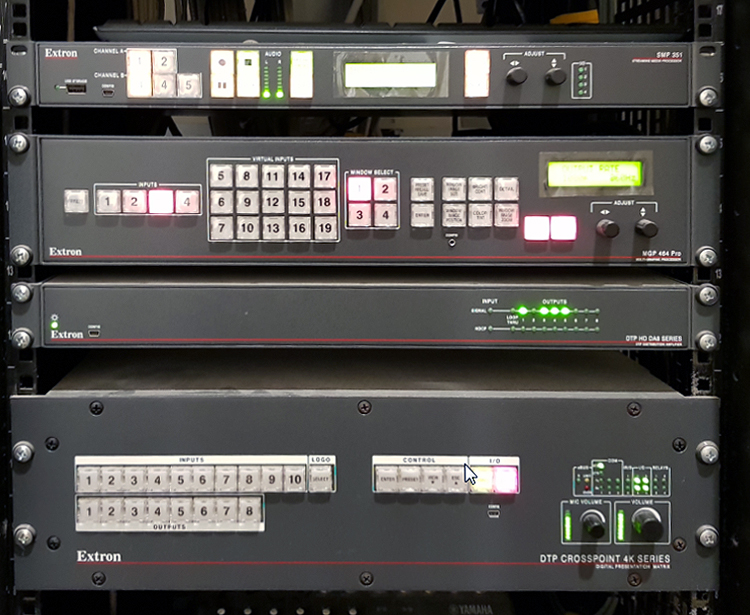 An Extron SMP 351 mounted in a room’s equipment rack