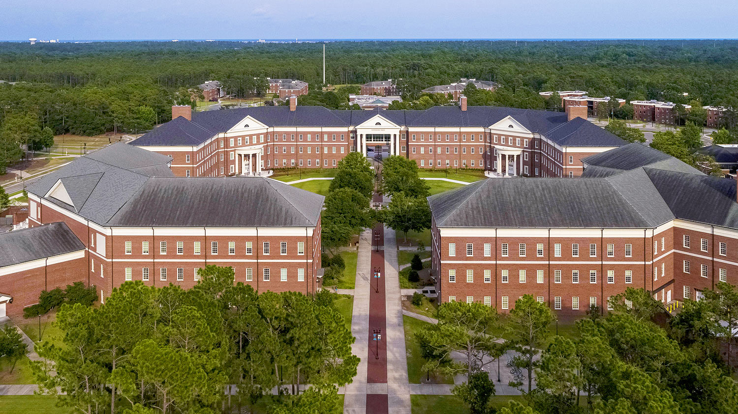 UNCW campus